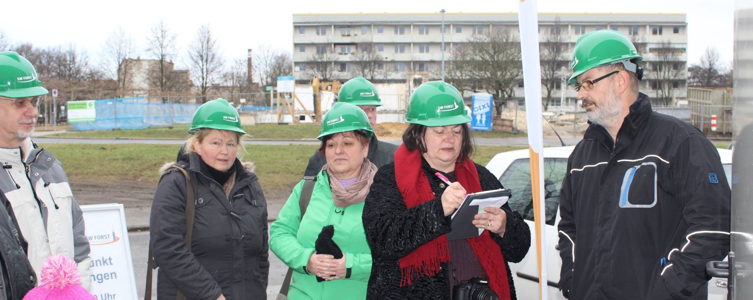 SWF News Besuch Fernwaermeinsel